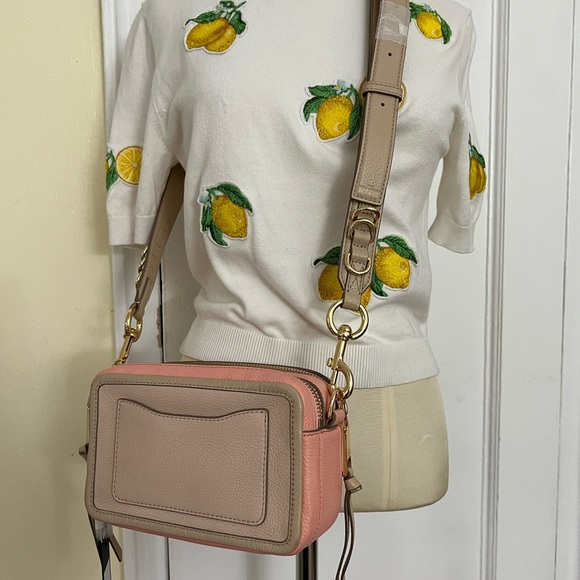 Marc Jacobs The Softshot 21 in Apricot Beige - Picture 7 of 16